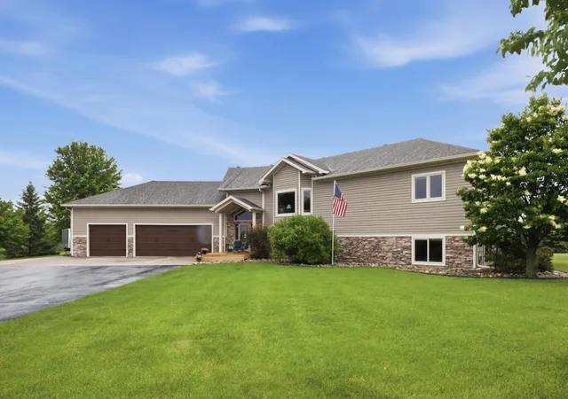 5th image of 15304 Trillium Trl, Lake Park, MN 56554 | MLS# 7099275