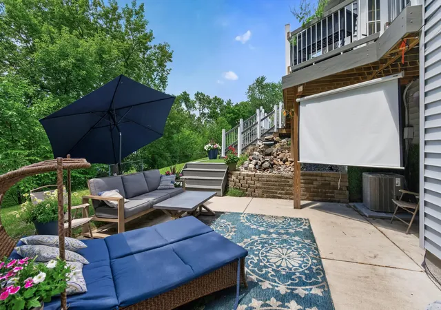 2nd image of 4430 Independence Ave N, New Hope, MN 55428 | MLS# 7099292