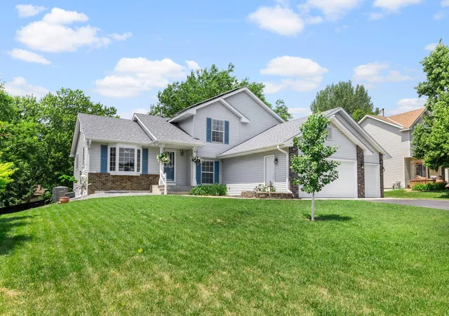 1st image of 4629 Weston Hills Dr, Saint Paul, MN 55123 | MLS# 7099293
