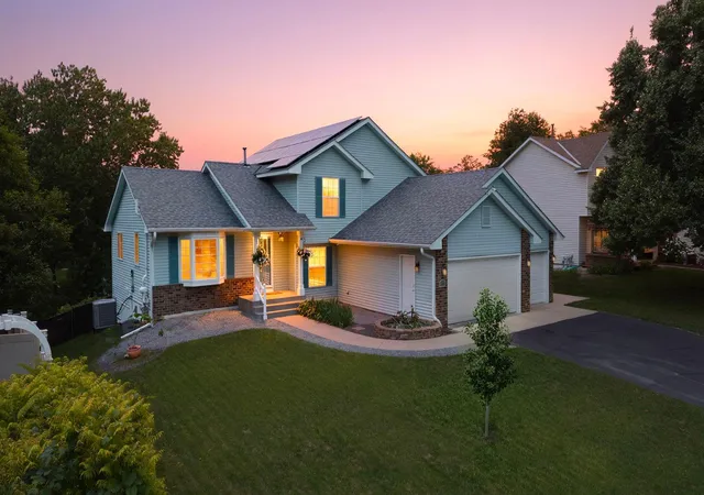 2nd image of 4629 Weston Hills Dr, Saint Paul, MN 55123 | MLS# 7099293