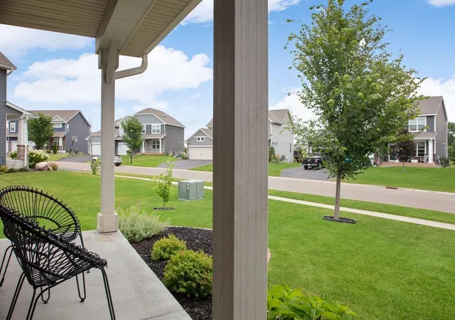 Photo 3 of Single family home for sale at 8622 Platinum Cvs, Saint Paul, MN 55129 | MLS# 7099323 | Listing updated on 2026-08-12