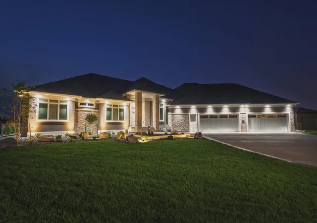 1st image of 992 Mulberry Ln, West Fargo, ND 58078 | MLS# 7099329