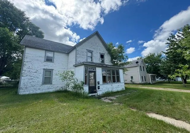 1st image of 216 1st St Ne, Wadena, MN 56482 | MLS# 7099338