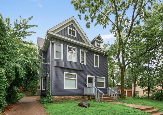 Photo 2 of Multi family home for sale at 812 7th Street Se, Minneapolis, MN 55414 | MLS# 7099371 | Listing updated on 2026-06-26