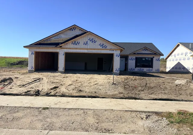 Photo 1 of Single family home for sale at 321 Falcon Run, Eagle Lake, MN 56024 | MLS# 7099390 | Listing updated on 2026-10-22