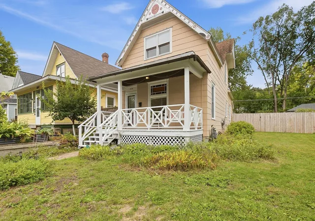Photo 1 of Single family home for sale at 234 Sidney St E, Saint Paul, MN 55107 | MLS# 7099405 | Listing updated on 2026-10-17