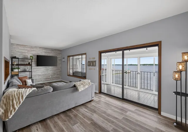Homes for sale in Forest Lake, MN | 43 2Nd Ave Se #202, Forest Lake, MN 55025 | MLS# 7099414