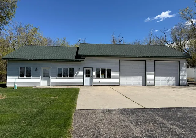 Homes for sale in Carlos, MN | 7893 E Lake Carlos Dr Ne, Carlos, MN 56319 | MLS# 7099425