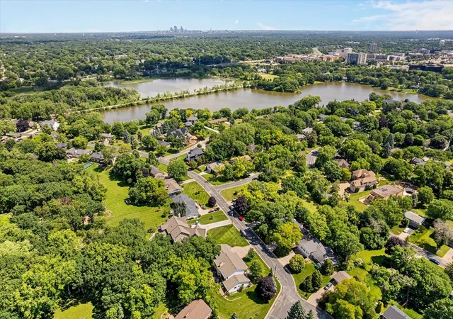 Photo 3 of Single family home for sale at 6716 W Shore Dr, Minneapolis, MN 55435 | MLS# 7099429 | Listing updated on 2026-09-20