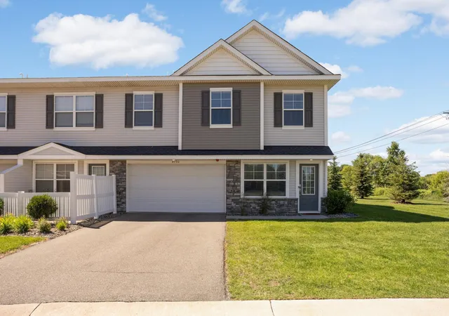 Homes for sale in Woodbury, MN | 4790 Equine Trl, Woodbury, MN 55129 | MLS# 7099430