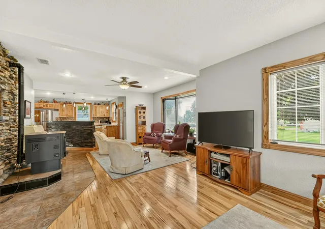 3rd image of 605 University Ave, Spring Valley, MN 55975 | MLS# 7099432