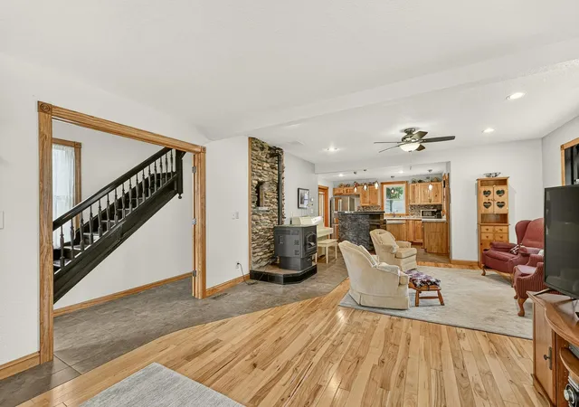 4th image of 605 University Ave, Spring Valley, MN 55975 | MLS# 7099432