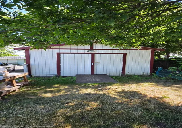 Homes for sale in International Falls, MN | 611 7Th St, International Falls, MN 56649 | MLS# 7099441