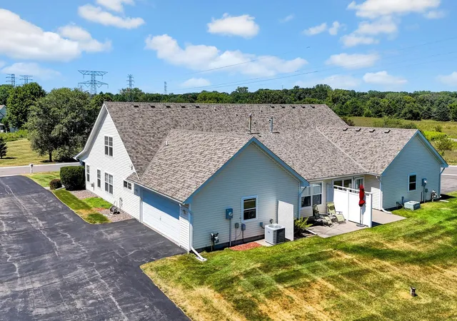4th image of 9913 59Th Street Ct N, Lake Elmo, MN 55042 | MLS# 7099451