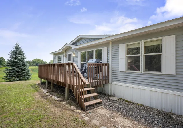 3rd image of 70367 180Th St, Dassel, MN 55325 | MLS# 7099461