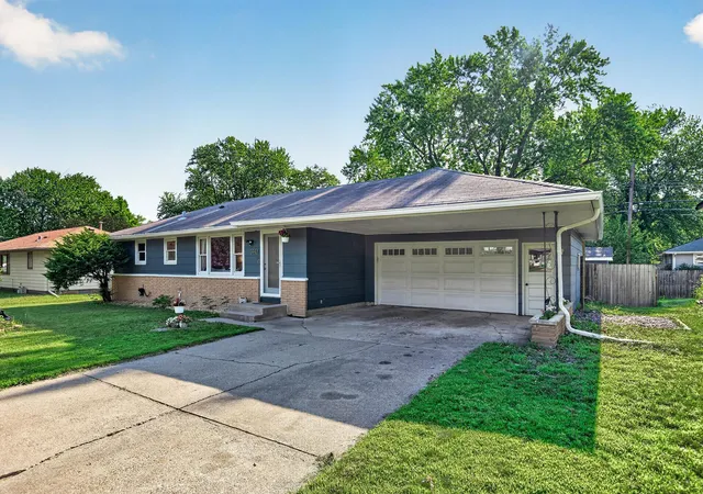 4th image of 5948 Cavell Ave N, New Hope, MN 55428 | MLS# 7099466
