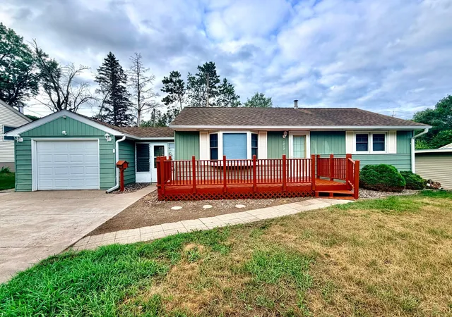 Photo 1 of Sale Pending at 1019 Maple St, Red Wing, MN 55066 | MLS# 7099469 | Listing updated on 2026-08-18
