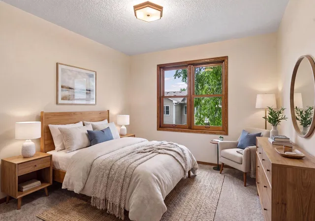 Listing Photo 4 - Condo for sale in building located at 1799 1/2 County Rd E E, White Bear Lake, MN 55110 - Unit #30
