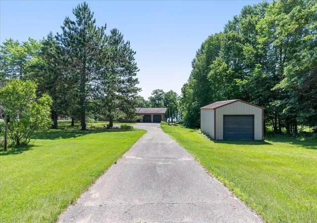 1st image of 17212 Leonard Ln, Brainerd, MN 56401 | MLS# 7099494