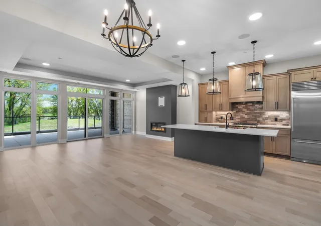 1st image of 1 Hill Farm Rd #111, Saint Paul, MN 55127 | MLS# 7099536
