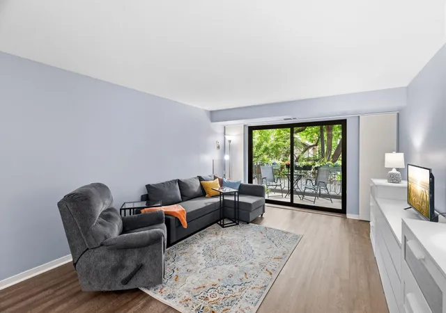 4th image of 3131 Excelsior Blvd #211, Minneapolis, MN 55416 | MLS# 7099542