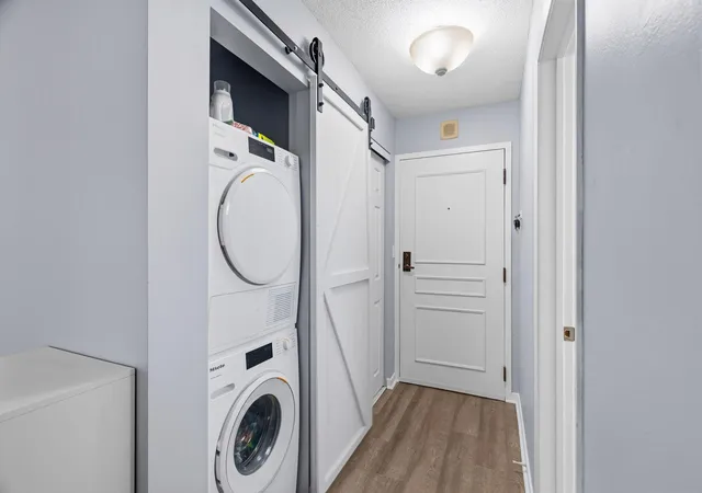 5th image of 3131 Excelsior Blvd #211, Minneapolis, MN 55416 | MLS# 7099542