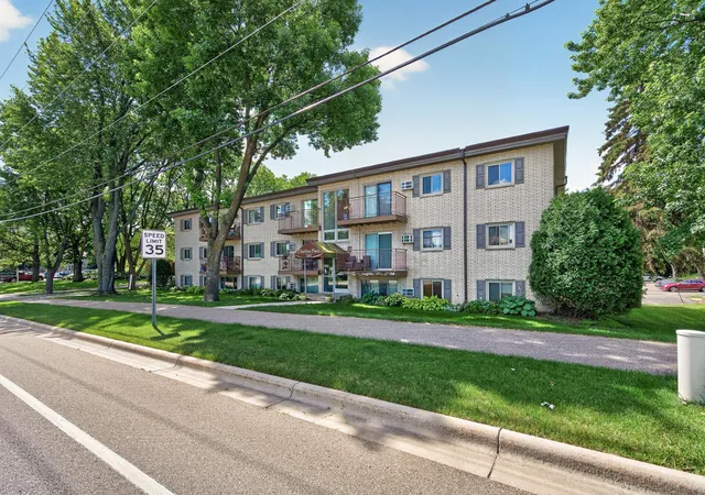 Homes for sale in West Saint Paul, MN | 240 Wentworth Ave W #306, West Saint Paul, MN 55118 | MLS# 7099544