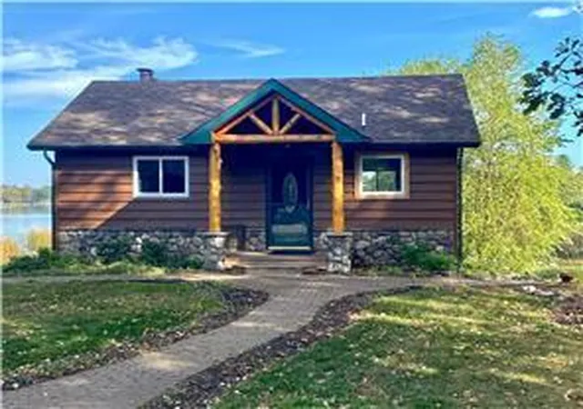 Homes for sale in Pequot Lakes, MN | 30482 N Lakeview Dr, Pequot Lakes, MN 56472 | MLS# 7099548