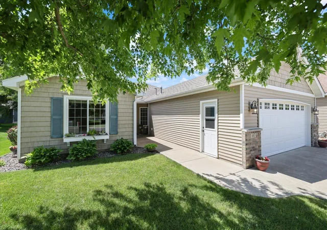 Homes for sale in Waite Park, MN | 40 Waterford Ln, Waite Park, MN 56387 | MLS# 7099554