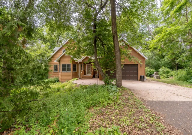 Homes for sale in White Bear Twp, MN | 5511 Hugo Rd, White Bear Twp, MN 55110 | MLS# 7099576