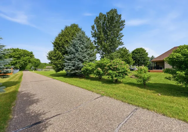 Homes for sale in New Richmond, WI | 868 Brady Ln, New Richmond, WI 54017 | MLS# 7099586