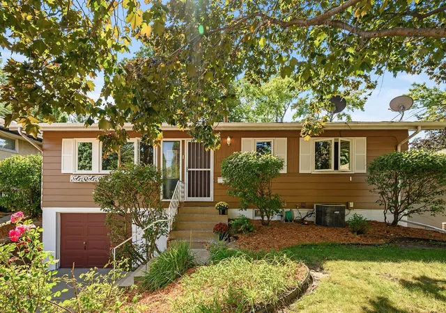 1st image of 1320 44th Ave Ne, Minneapolis, MN 55421 | MLS# 7099609