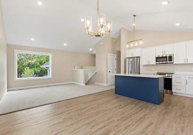 Photo 4 of Single family home for sale at 1312 Robinwood Ln, Faribault, MN 55021 | MLS# 7099614 | Listing updated on 2026-10-01