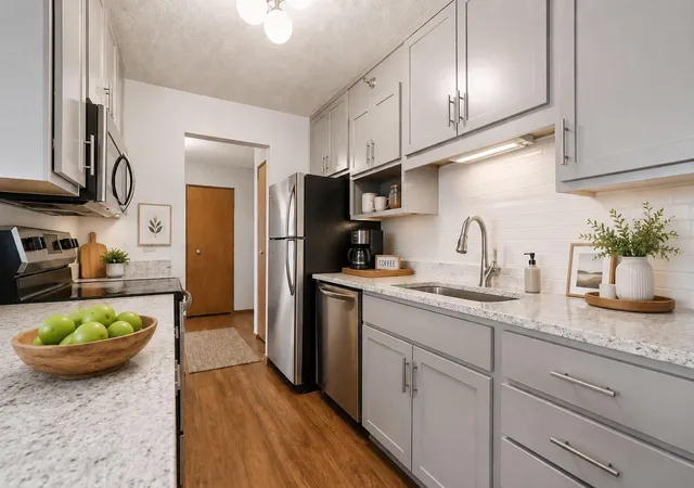 3rd image of 433 S 7Th St #2113, Minneapolis, MN 55415 | MLS# 7099645