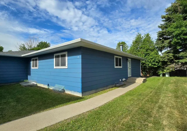 Homes for sale in Moorhead, MN | 3409 12Th St S, Moorhead, MN 56560 | MLS# 7099719