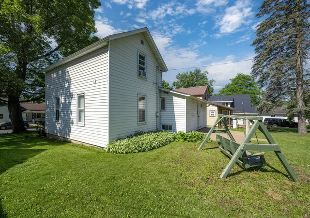 Homes for sale in Glenwood City, WI | 116 E Elm St, Glenwood City, WI 54013 | MLS# 7099721