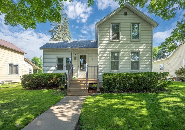Homes for sale in Glenwood City, WI | 116 E Elm St, Glenwood City, WI 54013 | MLS# 7099721