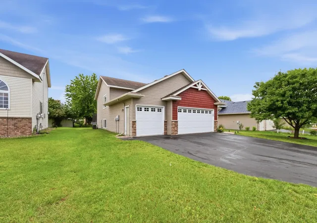5th image of 182 Ardennes Ave Ne, Shakopee, MN 55379 | MLS# 7099731