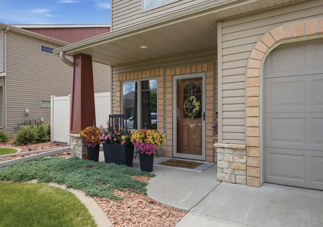 Homes for sale in West Fargo, ND | 430 19Th Ave W #F, West Fargo, ND 58078 | MLS# 7099741