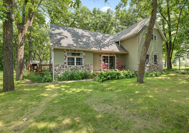 Photo 1 of Single family home for sale at 17252 Riverwood Dr, Little Falls, MN 56345 | MLS# 7099753 | Listing updated on 2026-08-25