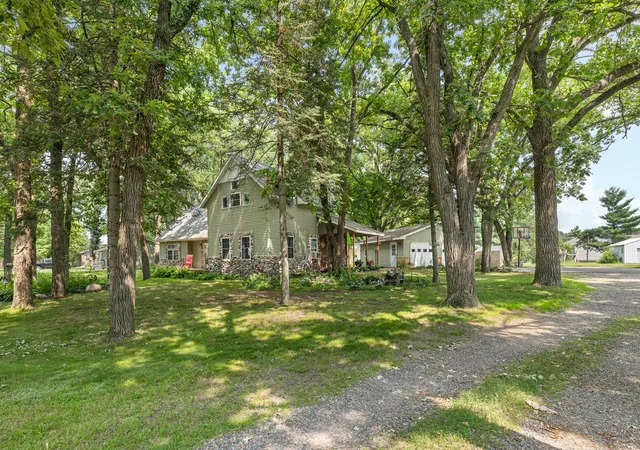 Photo 4 of Single family home for sale at 17252 Riverwood Dr, Little Falls, MN 56345 | MLS# 7099753 | Listing updated on 2026-08-25