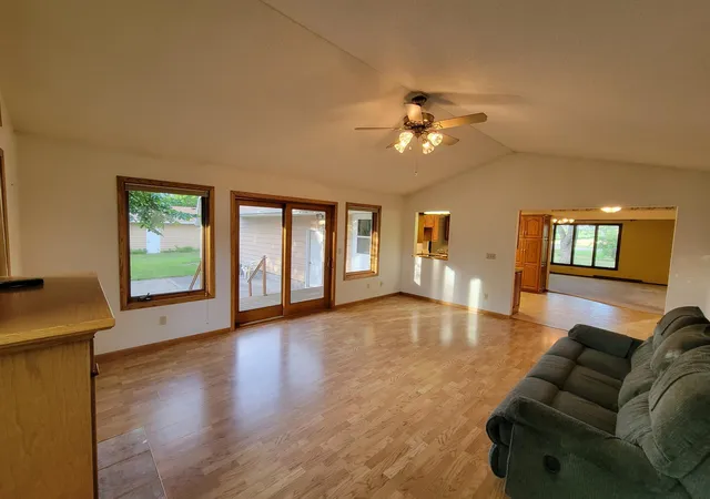 image of 5182 45th Ave Se, Saint Cloud, MN 56304 | MLS# 7099774