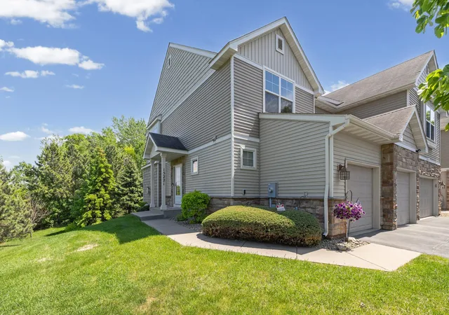 Photo 2 of Single family home for sale at 15221 Stonewood Ter, Burnsville, MN 55306 | MLS# 7099826 | Listing updated on 2026-09-12
