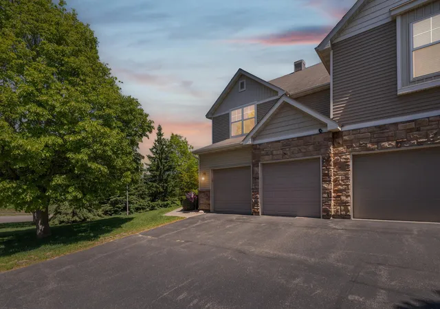 Homes for sale in Burnsville, MN | 15221 Stonewood Ter, Burnsville, MN 55306 | MLS# 7099826