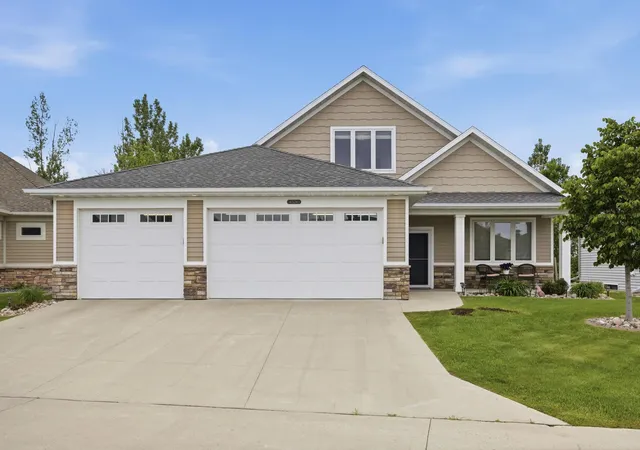 Homes for sale in Fargo, ND | 4530 65th St S, Fargo, ND 58104 | MLS# 7099868