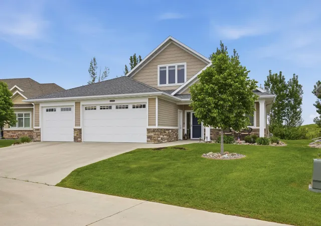 Homes for sale in Fargo, ND | 4530 65th St S, Fargo, ND 58104 | MLS# 7099868