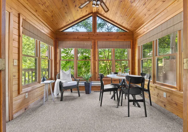 2nd image of 1306 Berry Ridge Rd, Saint Paul, MN 55123 | MLS# 7099873