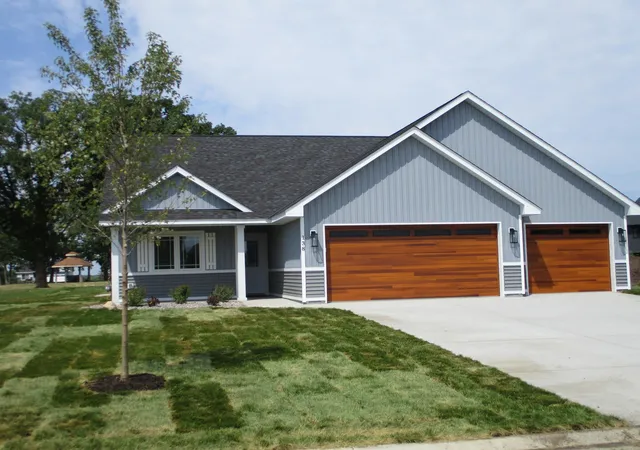 image of 138 Cedar St Se, Kimball, MN 55353 | MLS# 7099902