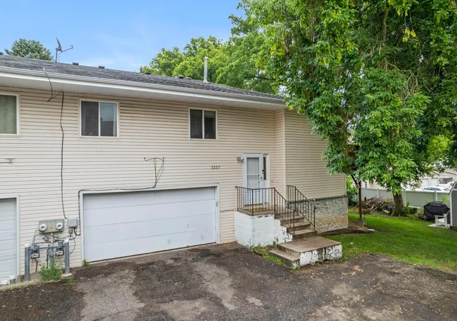 Homes for sale in Burnsville, MN | 2227 Old County Road 34 Dr, Burnsville, MN 55337 | MLS# 7099946