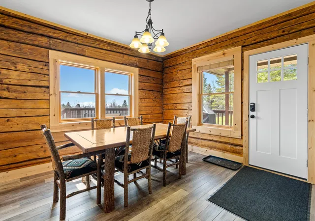 Photo 3 of Single family home for sale at 6076 Highway 61, Beaver Bay Twp, MN 55614 | MLS# 7099948 | Listing updated on 2026-10-28